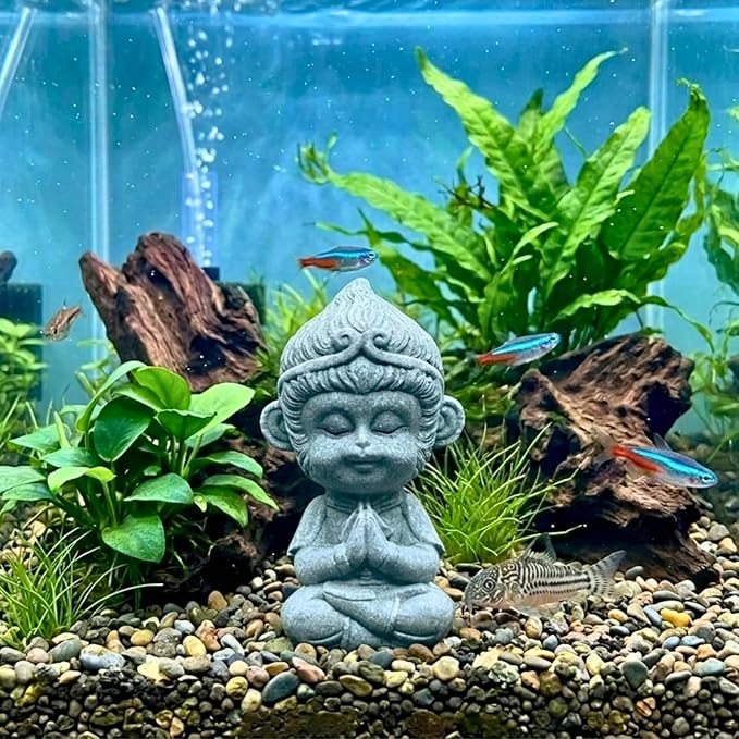 Petzlifeworld Mini Sun Wukong Meditation Statue – Cute Monkey King Resin Figurine for Aquarium, Garden, Desk, Zen Decor, Moss Pot & Fish Tank Decoration by Petzlifeworld - Bild 3
